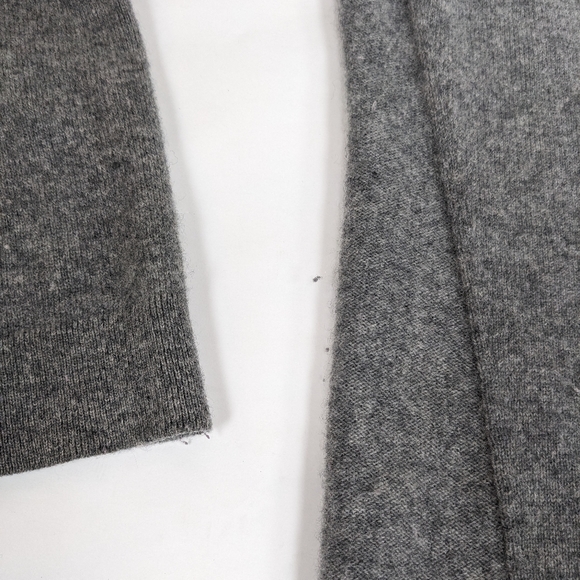 Gray Kinross cashmere v neck sweater XL - Picture 4 of 6